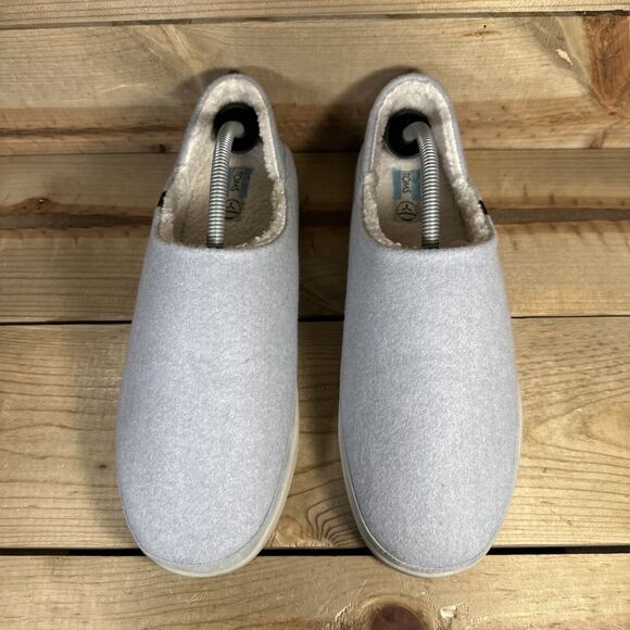 NEW Women’s Size 11 - TOMS Ezra Mid Grey Repreve Two Tone Felt Faux Fur Slippers - Picture 3 of 10